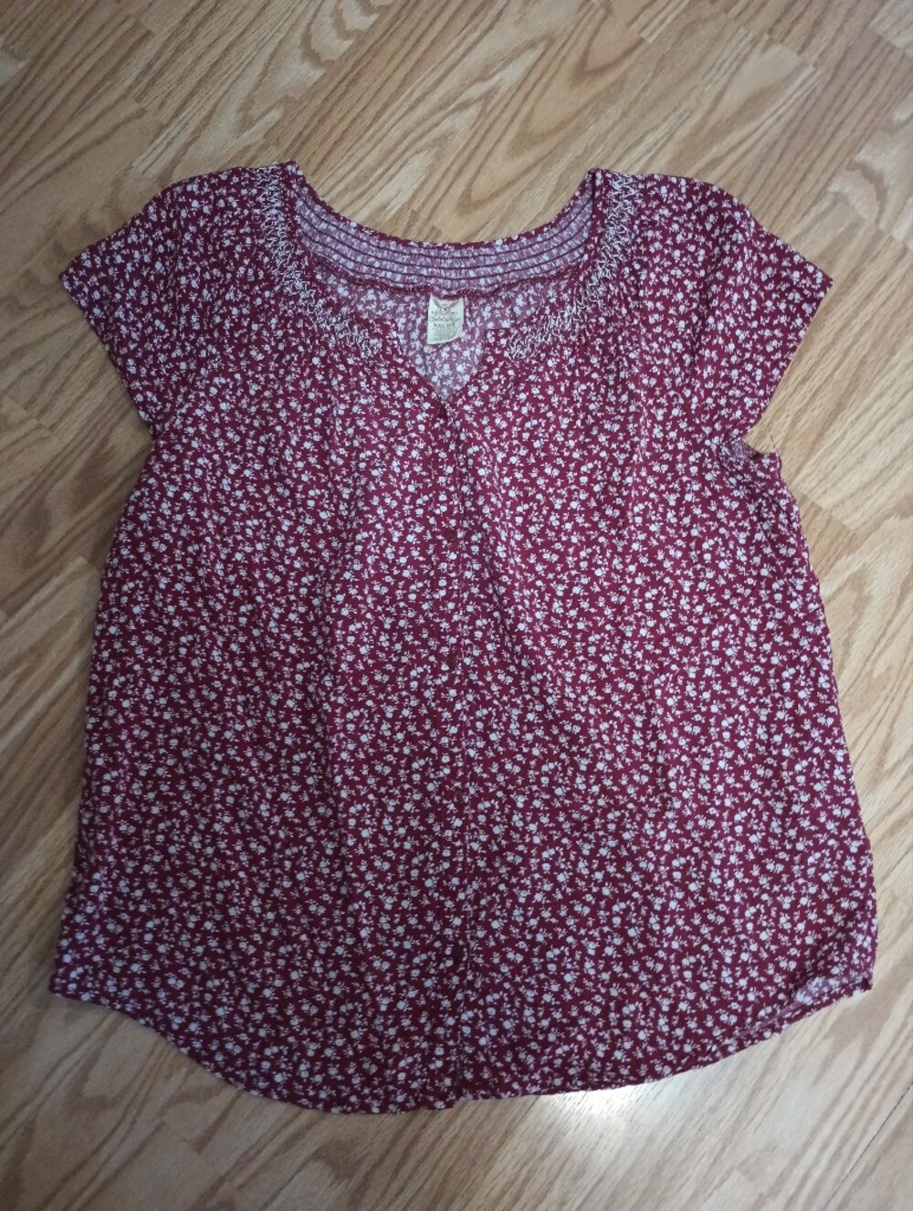 Faded Glory Floral Top. Burgundy & White. Women's 2X